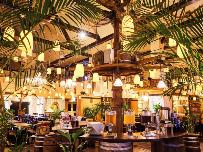Food & Drinks 4, Forest Villa Huis Ten Bosch, Sasebo
