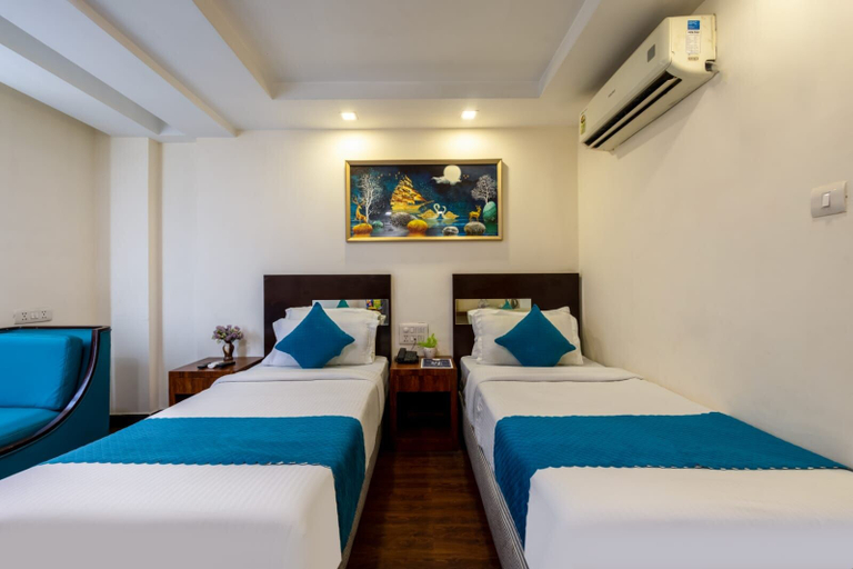 Room 5, NEU VILLA, Delhi