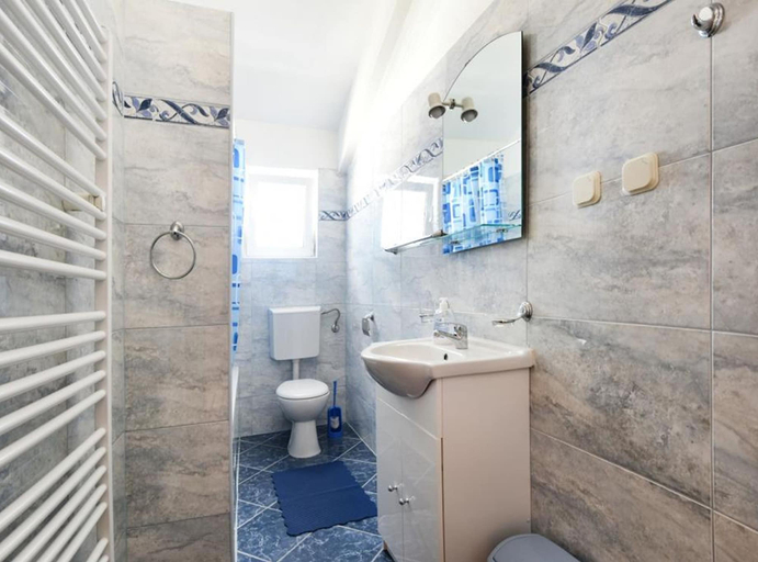 Bathroom 3, Apartments Milena, Murter