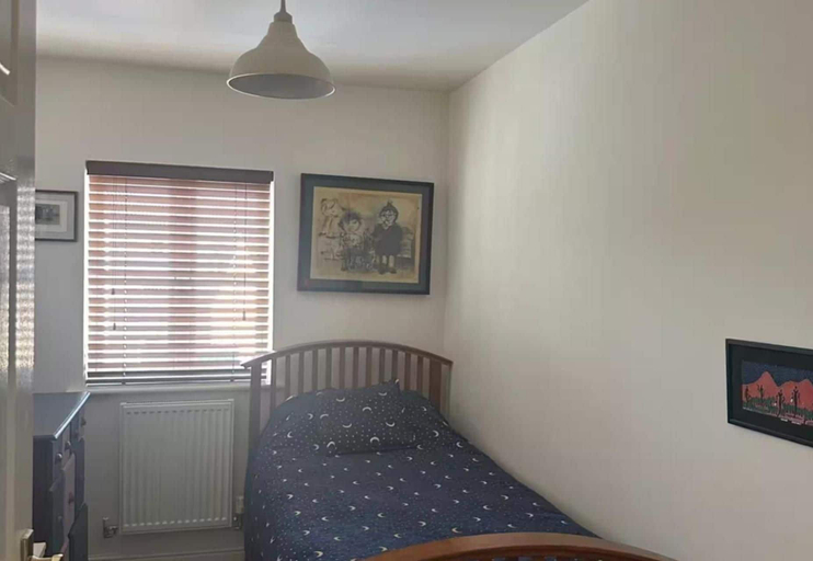 Room 4, Charming Corsham Apartment With 2 Bedrooms, Wiltshire