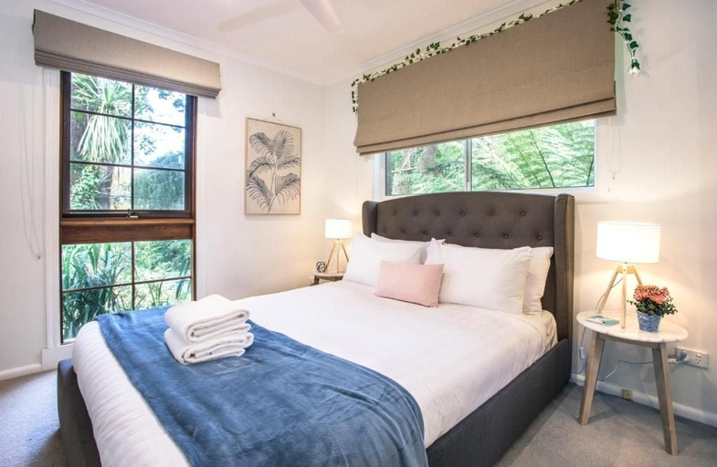 Room 2, Camellia Cottage, Yarra Ranges - Dandenongs