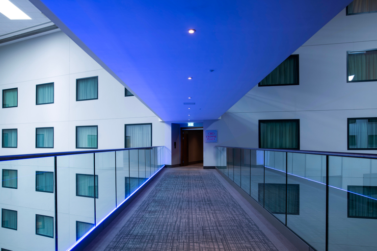Sport & Beauty 5, Holiday Inn Express LONDON HEATHROW T4 by IHG, London