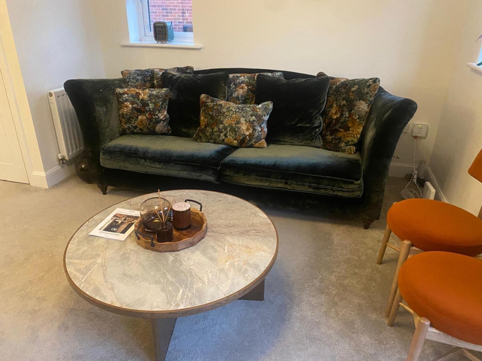 Living area, Cozy Repton ,derby Retreat With 3 Bedrooms, Derbyshire