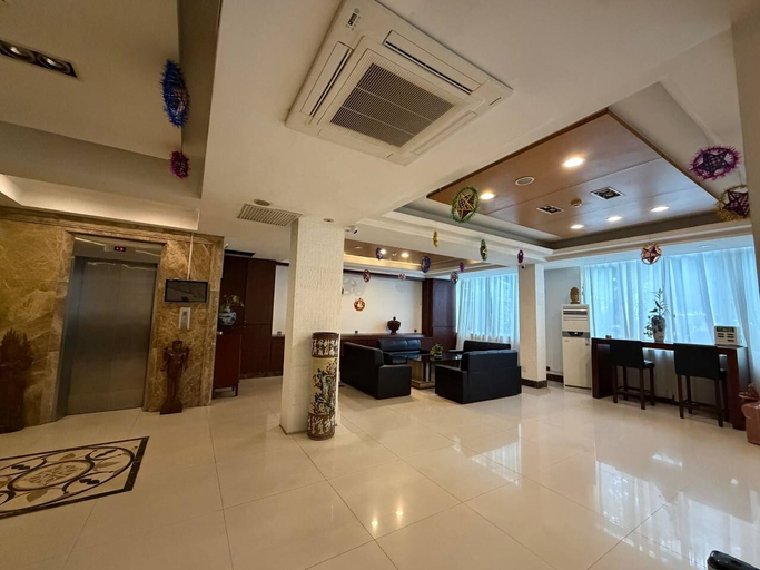 Others 3, Belleville Hotel, Phnom Penh