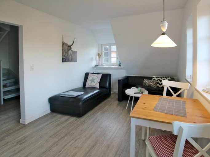 Living area 5, 8, Dorpstraat 9, Nordfriesland