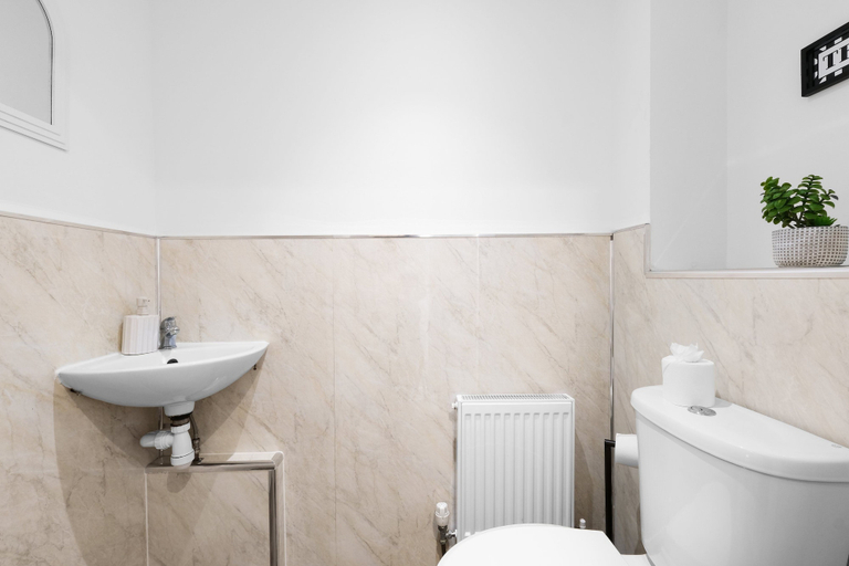 Bathroom 5, Dudley Gardens 3 Bedroom 1 Bath Hse, Poole