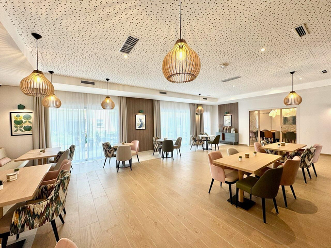 Dining 4, APPART ONE ERAGNY, Val-d'Oise