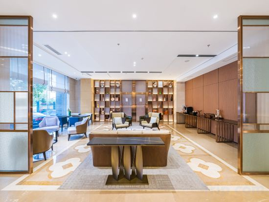 Hotel Interior/Public Areas