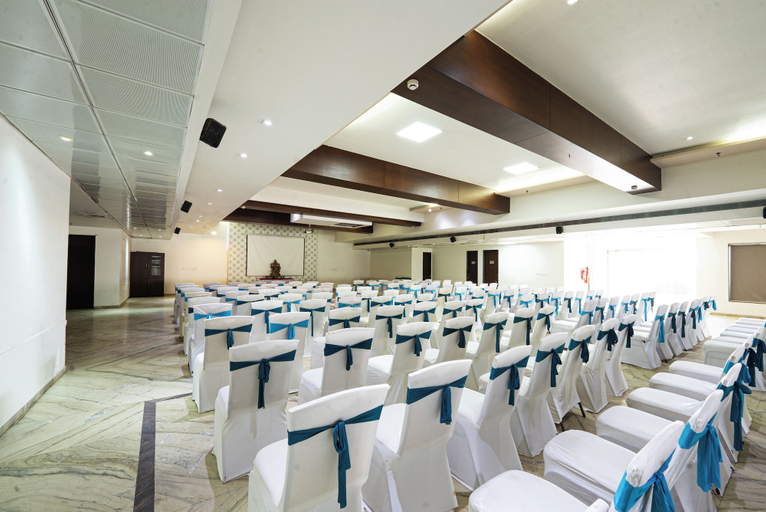 Meeting facility, Manish Aura Grand, Vadodara