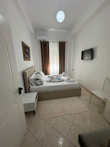 Room 3, Carcani Rooms, Gjirokastrës