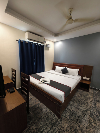 Room 2, GSILVER HOTELS PERUMBAKKAM, Kancheepuram