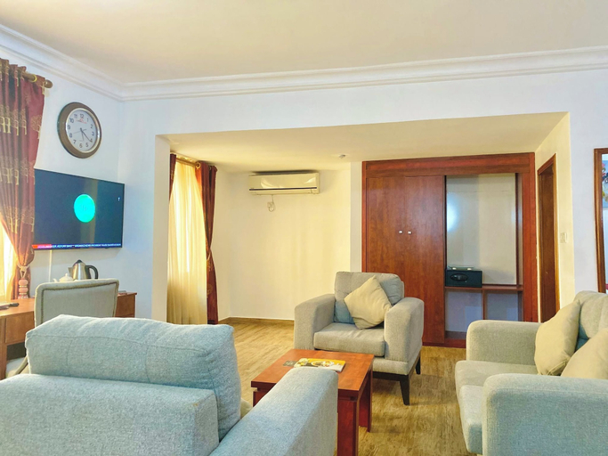 Living area 3, Conitnental Exquisite Hotel by Reiz, AbujaMun