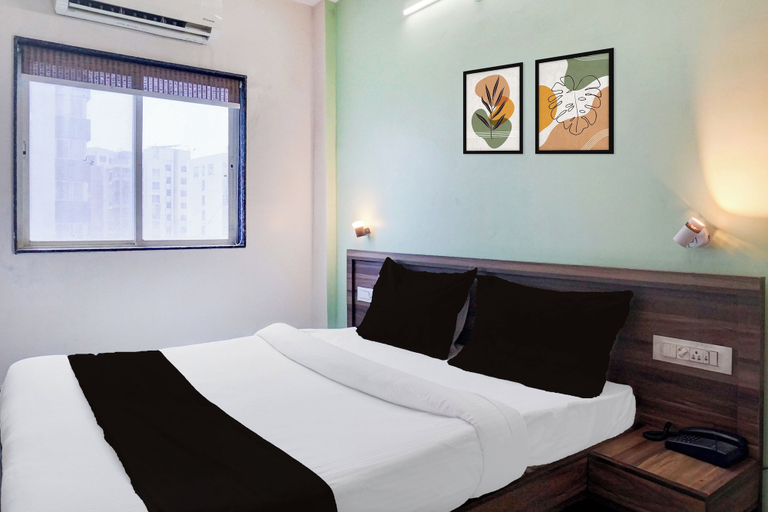 Room 2, Townhouse Oak Shivsrushti Historical, Pune