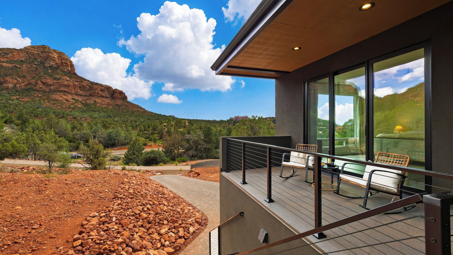 Interior 3, Casa Alta by Avantstay Covered Lounge + Fire Pit + BBQ Red Rock Views, Coconino