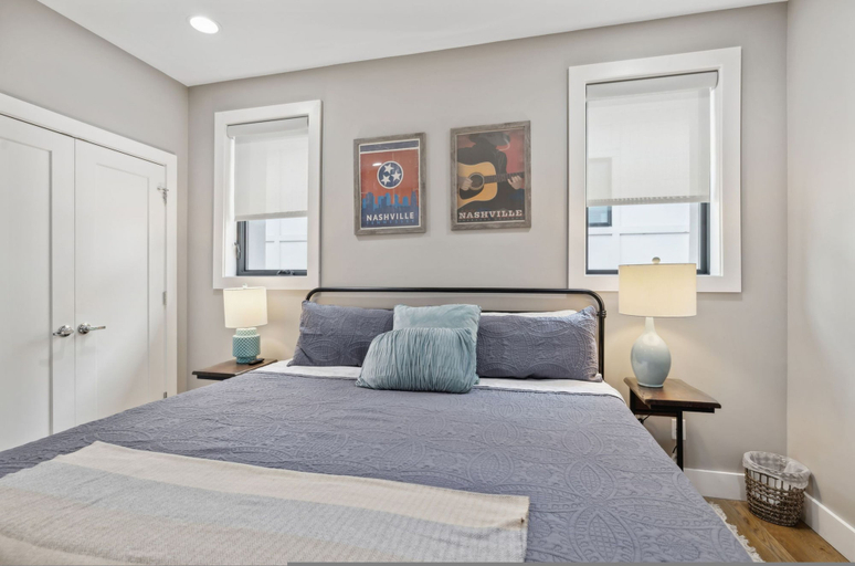 Room 5, Hottub 2milestobway 3kbeds 5futons Safe, Davidson