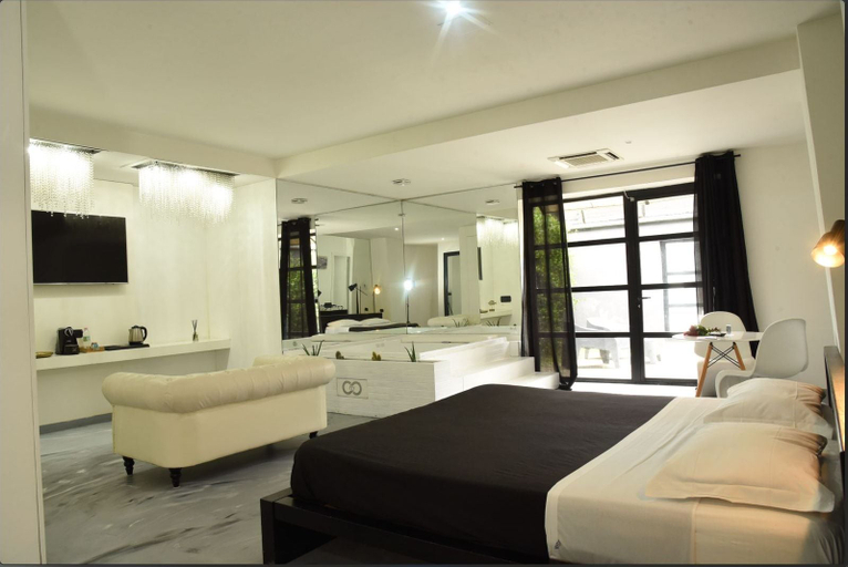 Room 4, ITV CASERTA, Caserta
