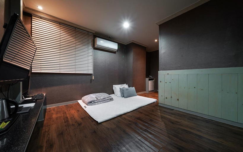 Bedroom 4, Busan Jaesongdong Max, Haeundae