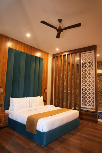 Room 4, Hotel Oriva, Aligarh