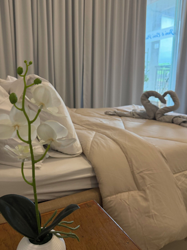 Room 2, Jofranz Guesthouse by Wegala.ph, Tayabas City