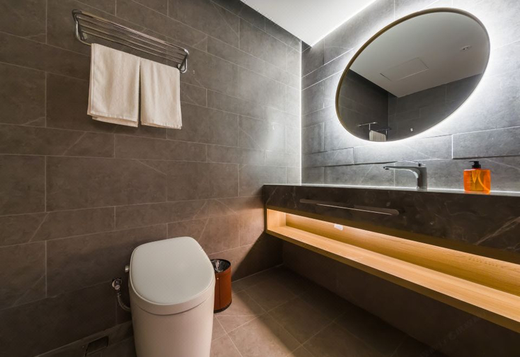 Bathroom 3, Orange Hotel Tengzhou Longquan Road Wanda Plaza, Zaozhuang