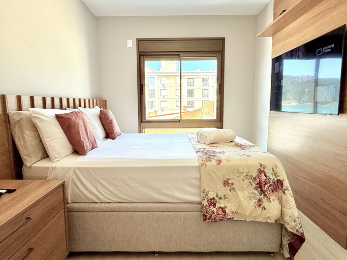 Room 5, Res Belvedere Beach Garden, Florianopolis