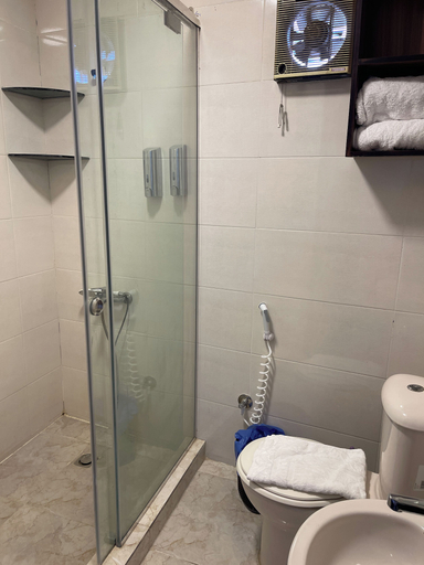 Bathroom 4, Oscar Pyramids view, Al-Ahram