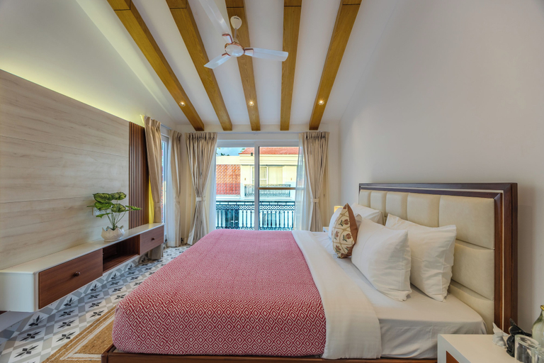 Room 5, ELIVAAS Signature Mistwood 4-BHK, North Goa