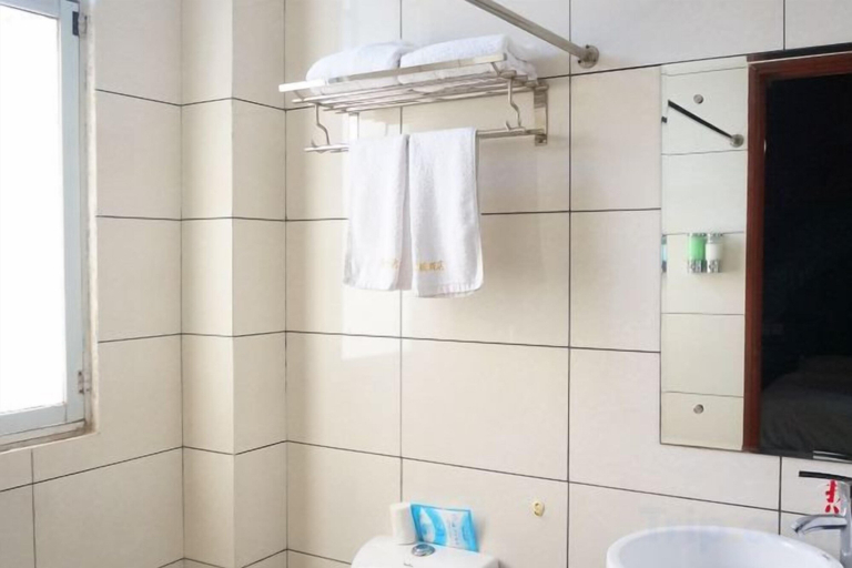 Bathroom 4, Tianmei Hotel (Zunyi club site), Zunyi