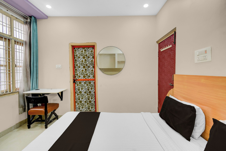 Room 2, Hotel O De Alphabet Home Stays NTPC, Karimnagar