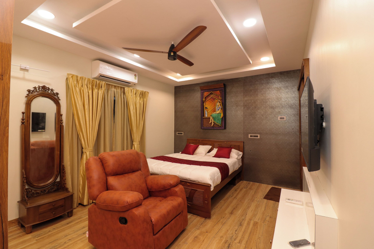 Room 1, WILFREDS COLLECTIONS, Chennai