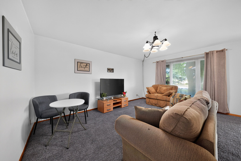 Primary image, A Quiet Escape Minutes From Downtown Milwaukee 3 Bedroom Duplex, Milwaukee