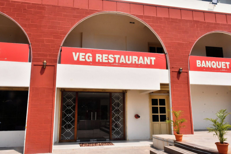 Exterior detail, Grami Cafe, Puducherry