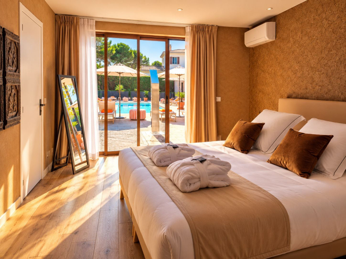 Bedroom 3, La Villa Monarque, Hérault