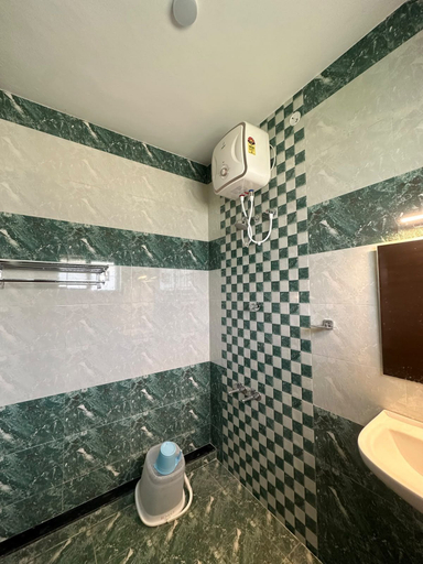 Bathroom 3, MV Home Stay, Madurai