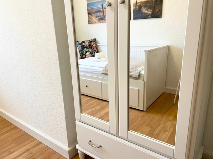 Room 3, Holiday Apartment With 1 Bedroom, Cuxhaven