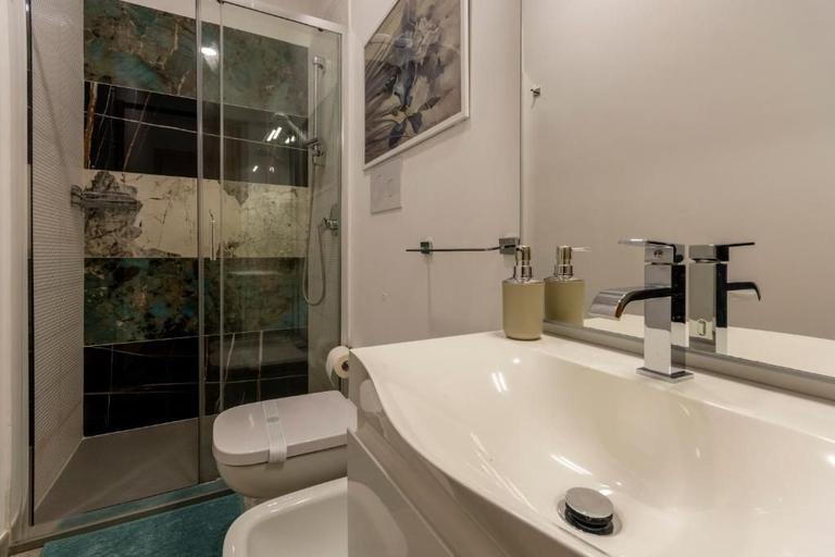 Bathroom 5, Urban Beach Sirena, Chieti
