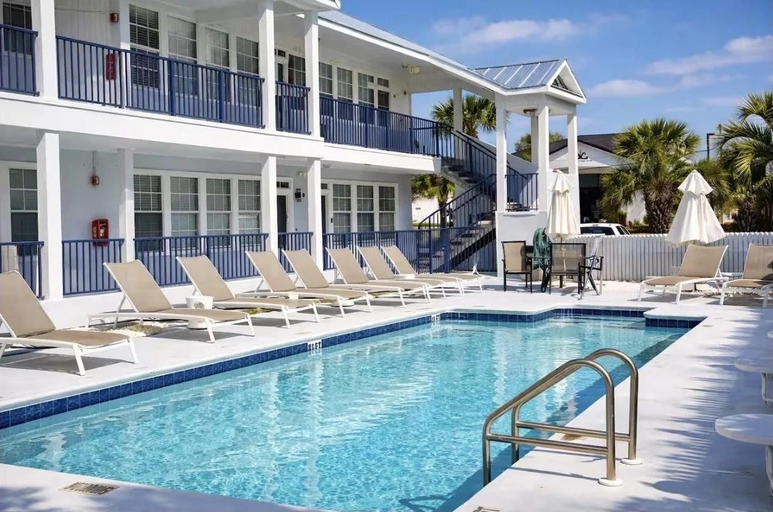 Sport & Beauty 5, Poinciana Place #123, Walton