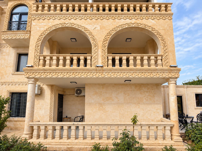 Exterior 2, Kasr'ı Cihan Hotel, Midyat