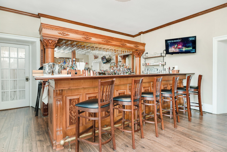Restaurant 4, The Mansion at Keuka Lake, Yates