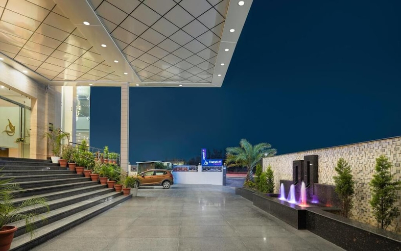 Exterior & Views 1, Cygnett Inn Paras, Dehradun