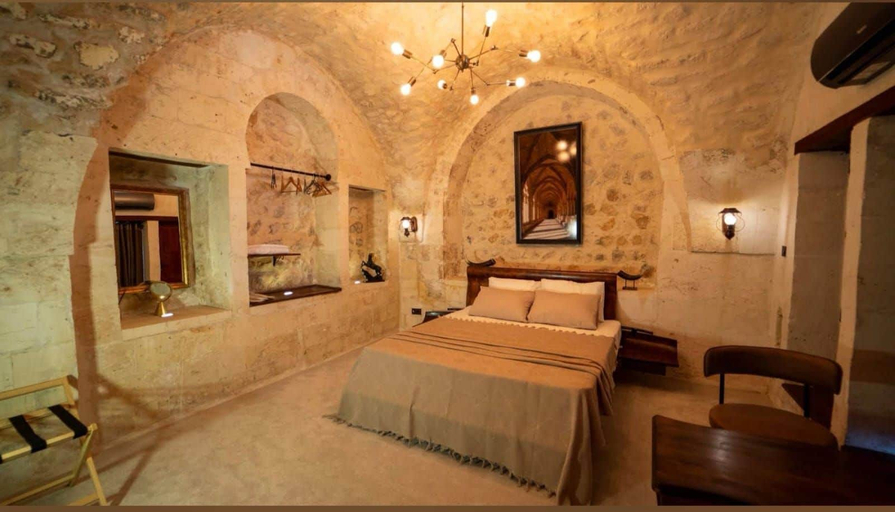 Room 4, HOTEL ESTARA, Merkez