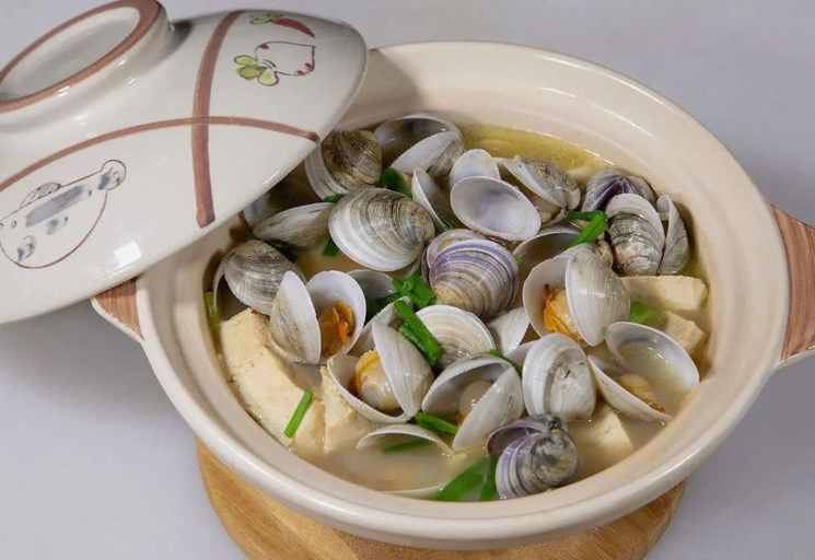 Food & Drinks 4, Shell Hotel Rizhao Wanpingkou Lighthouse Scenic Area 2nd Haibin Road, Rizhao