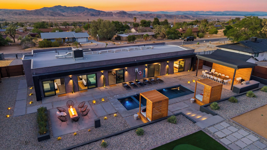 Primary image, Desert Ace by Avantstay Pool + Spa + Fire Pit + Giant Chess Near Natl Park, San Bernardino