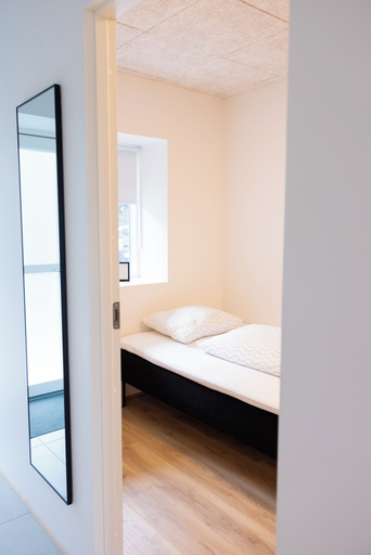 Room 5, Kvíggjartún 16, Tórshavn
