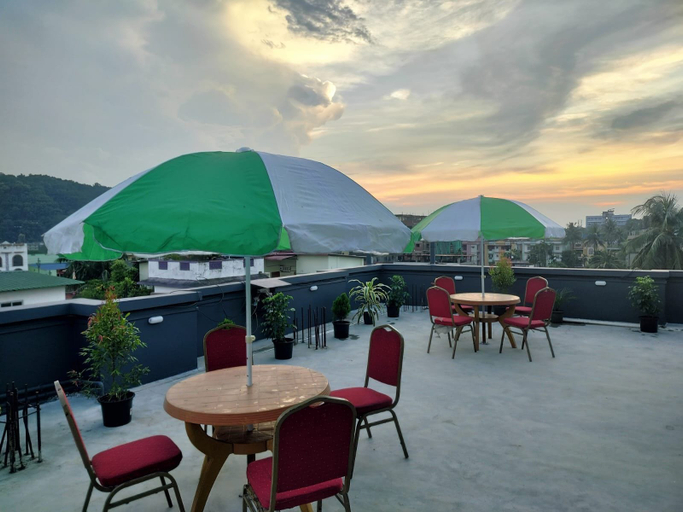 Outdoor dining, THE PINWHEEL HOTEL AND RESORTS, Kamrup Metropolitan