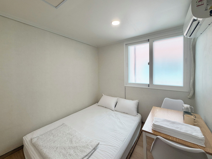 Room 5, The Shim Hotel Busan Station, Dong