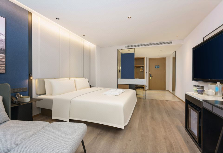 Bedroom 2, Atour Hotel Dalian Airport, Dalian