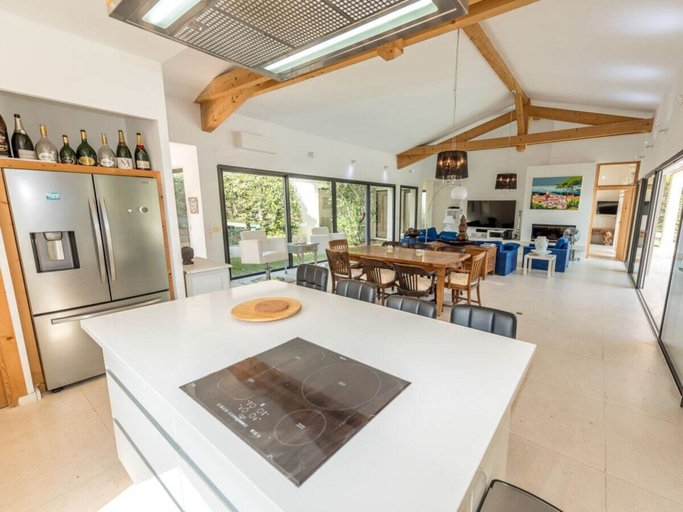 Dining, Holiday Home in Grimaud With Swimming Pool, Var