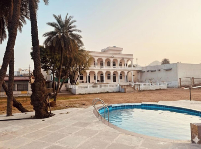 Pool, Shivrati Vilas, Udaipur