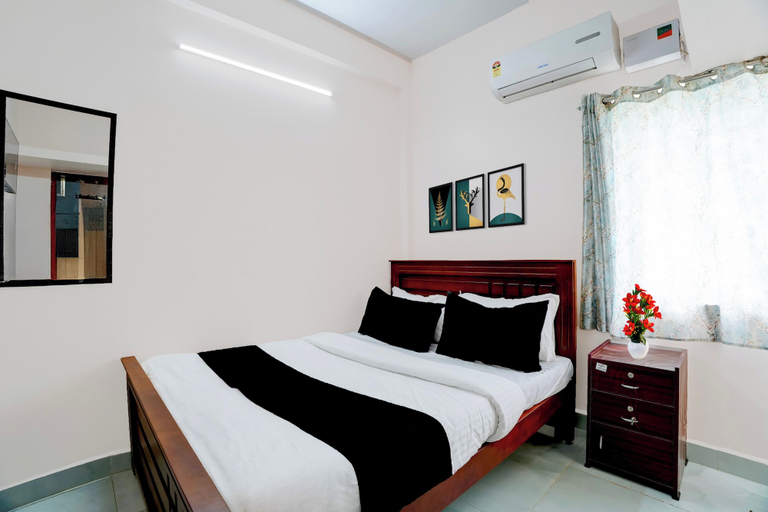 Room 2, Hotel O Red Hill Chennai, Thiruvallur